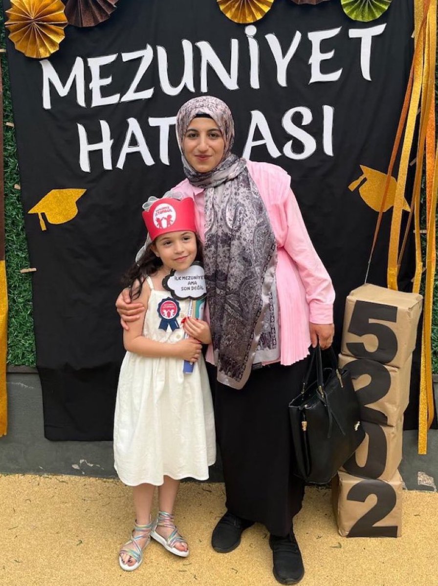 Dr.House tweet media