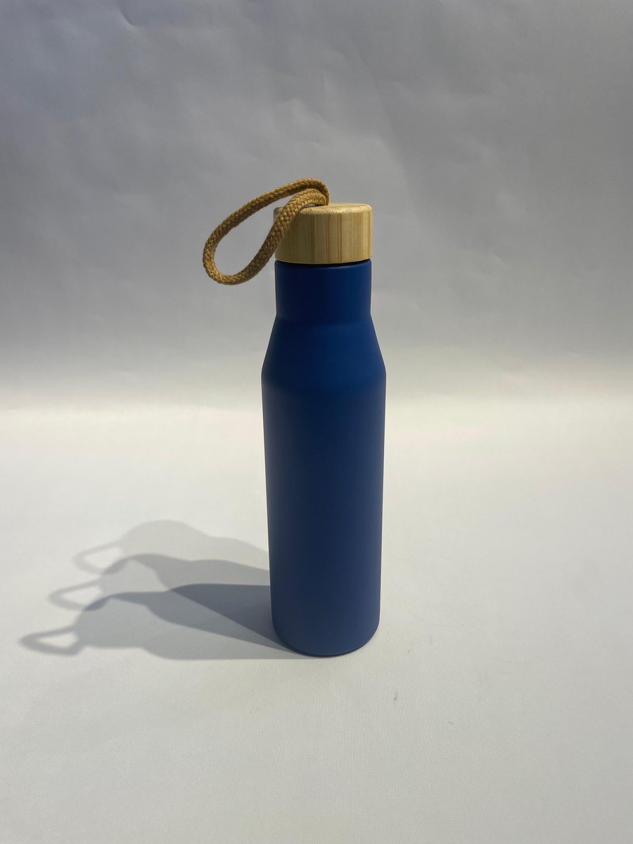 promo_gurus's tweet photo. Pick your vibe: ❤️💙🖤
Hydration just got a glow-up.
Call or WhatsApp us on +25421999760 or visit us at Kirinyaga road off globe roundabout at Parsonic hotel.
#BottleDesign #ModernLifestyle #HydrateDaily https://t.co/aPK1lP0zS7