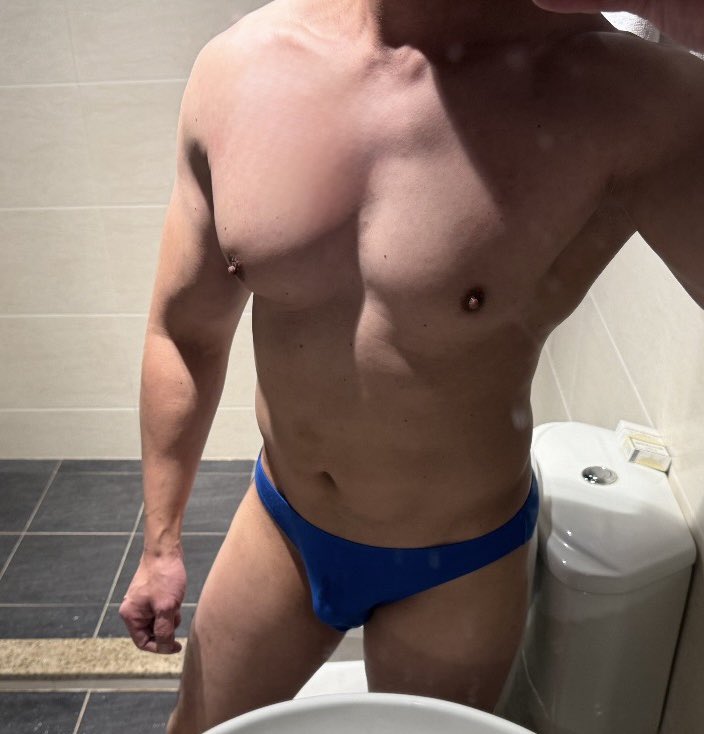 🇭🇰灣仔已婚直男淫夫 tweet media