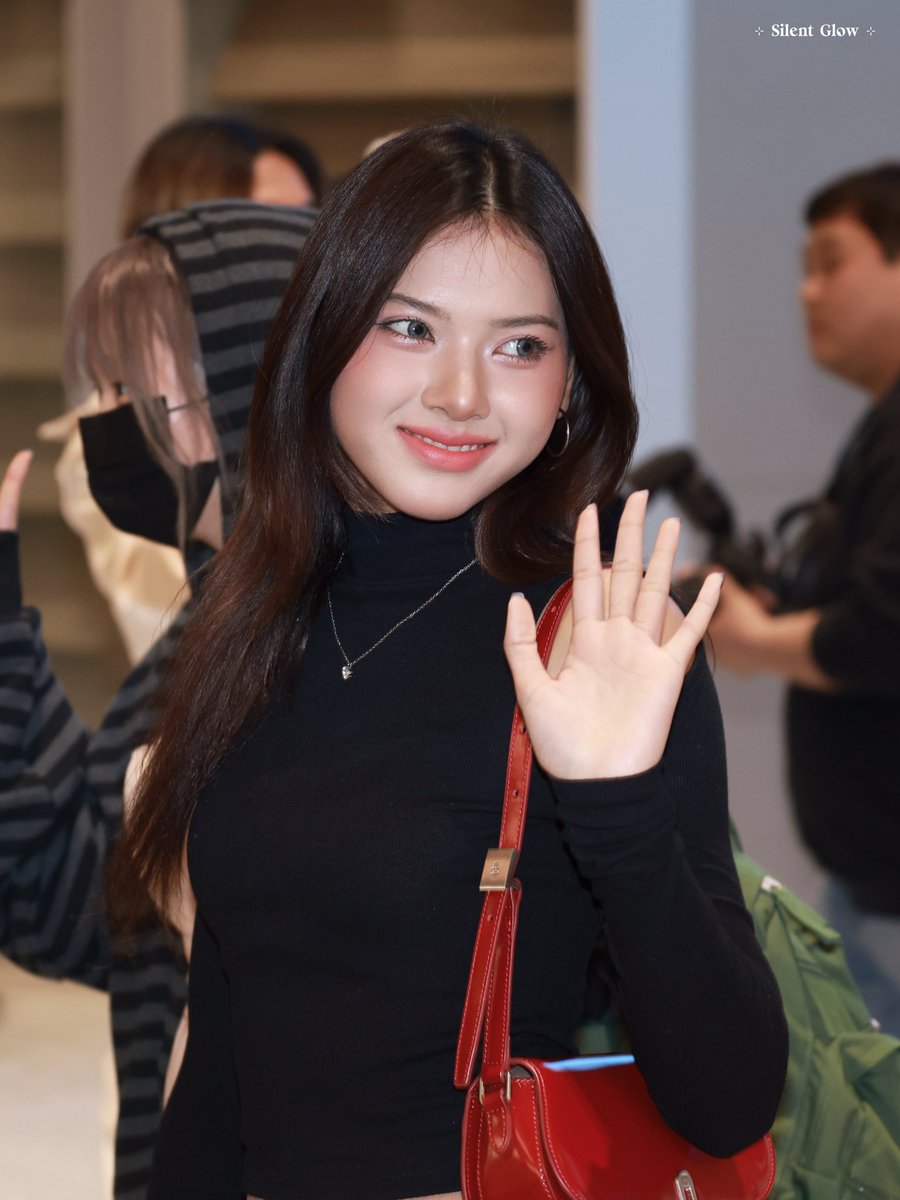 ⊹ Silent Glow ⊹ tweet media