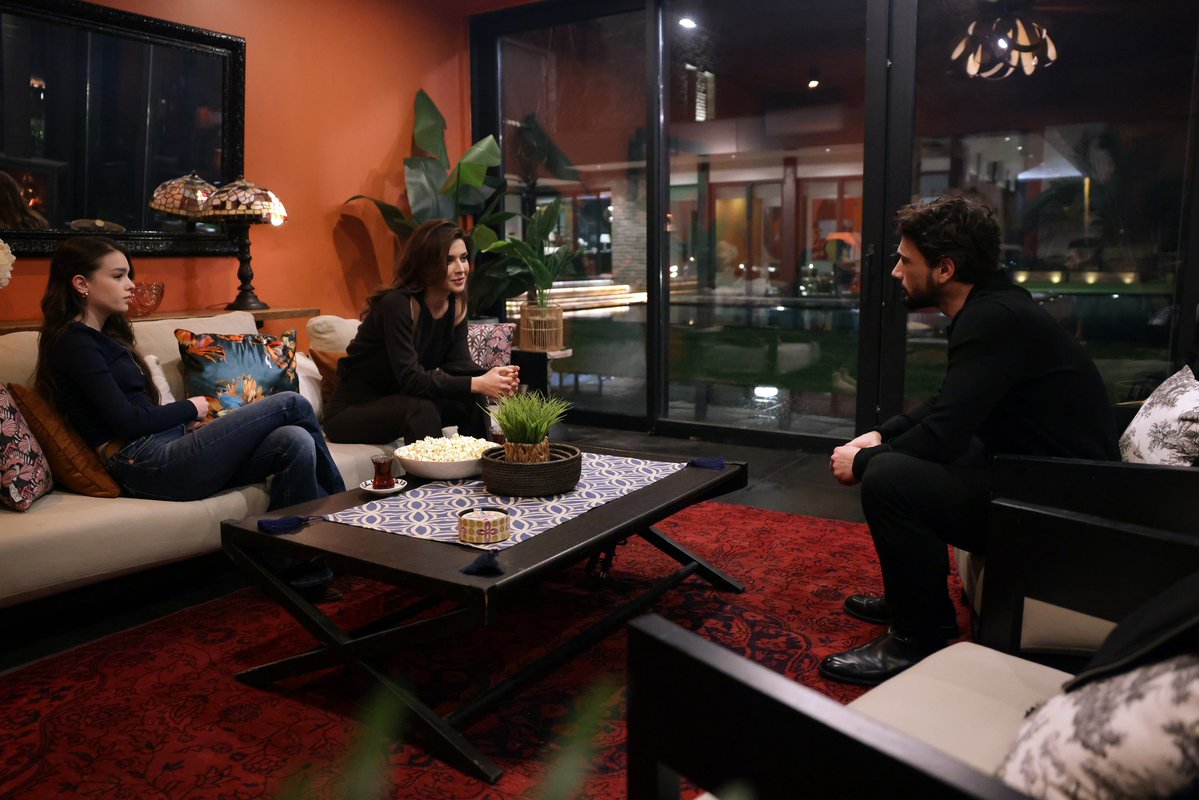 devozkanasigi_ tweet media