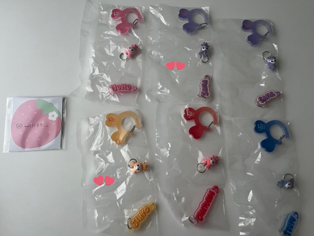 ₘᵢₗₗ tweet media