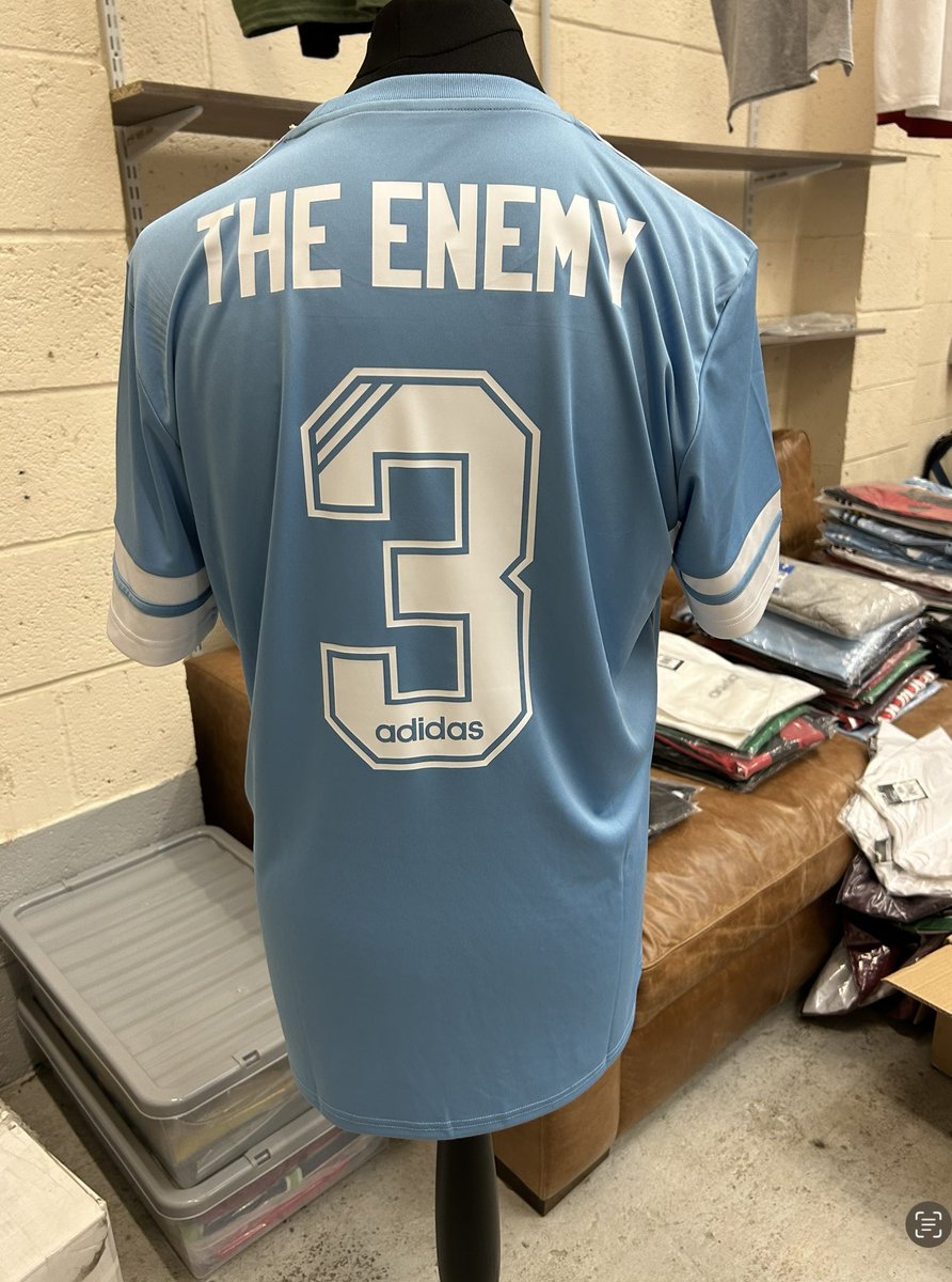 gibbo1012's tweet image. @ShiiineOn_ The Enemy Custom Adidas Football Shirt 👌👌⚽️⚽️ #theenemy #pusb