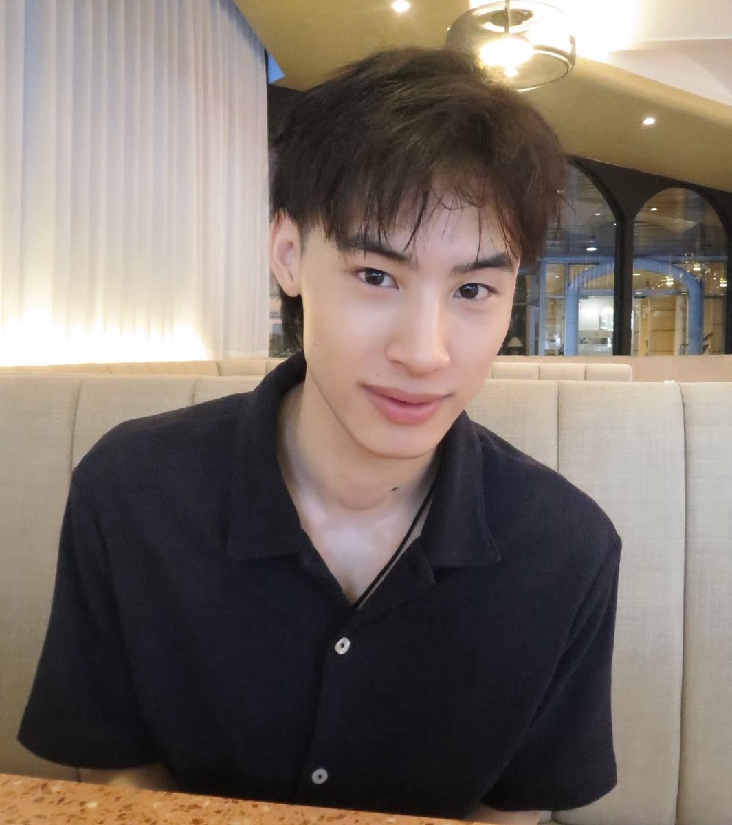 : meow : tweet media