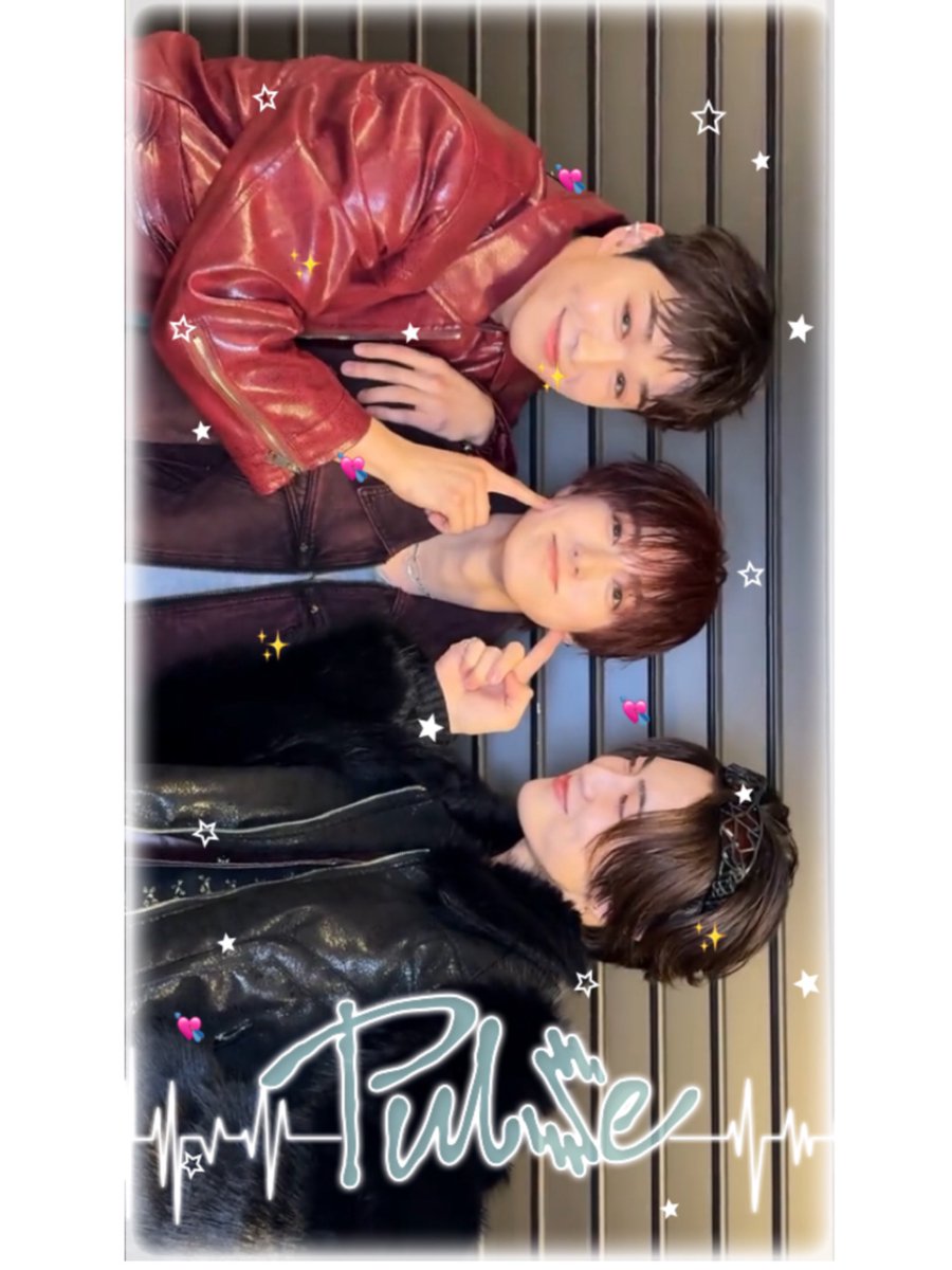 ★ tweet media