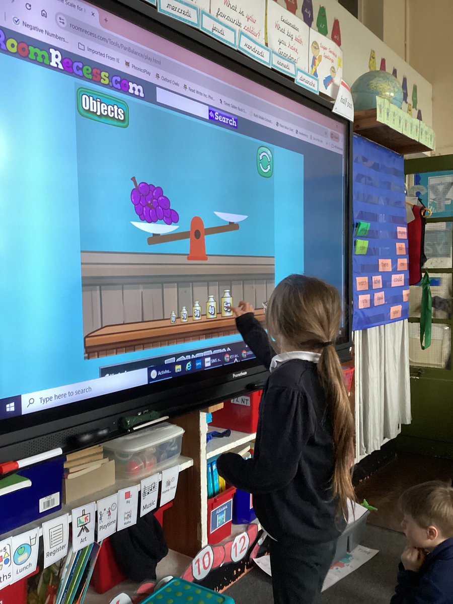 IntakeSchool's tweet photo. Y2T are amazing at finding the mass of different objects in grams #mathsatintake ⚖️ https://t.co/X7dok5Cmqe