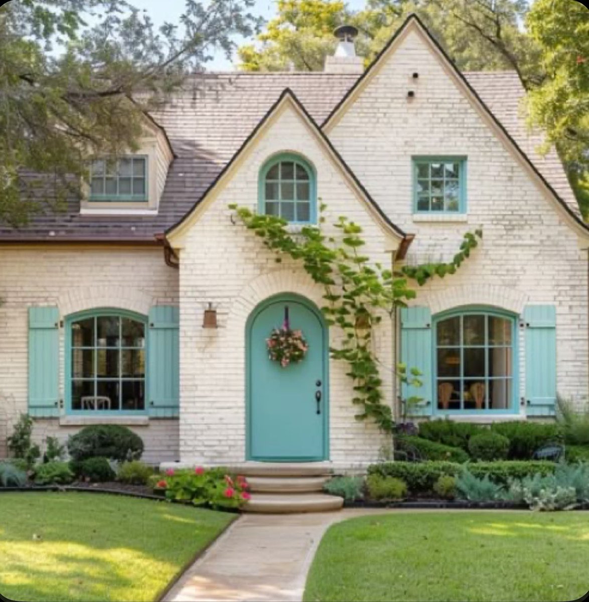 Elle Lookbook tweet media