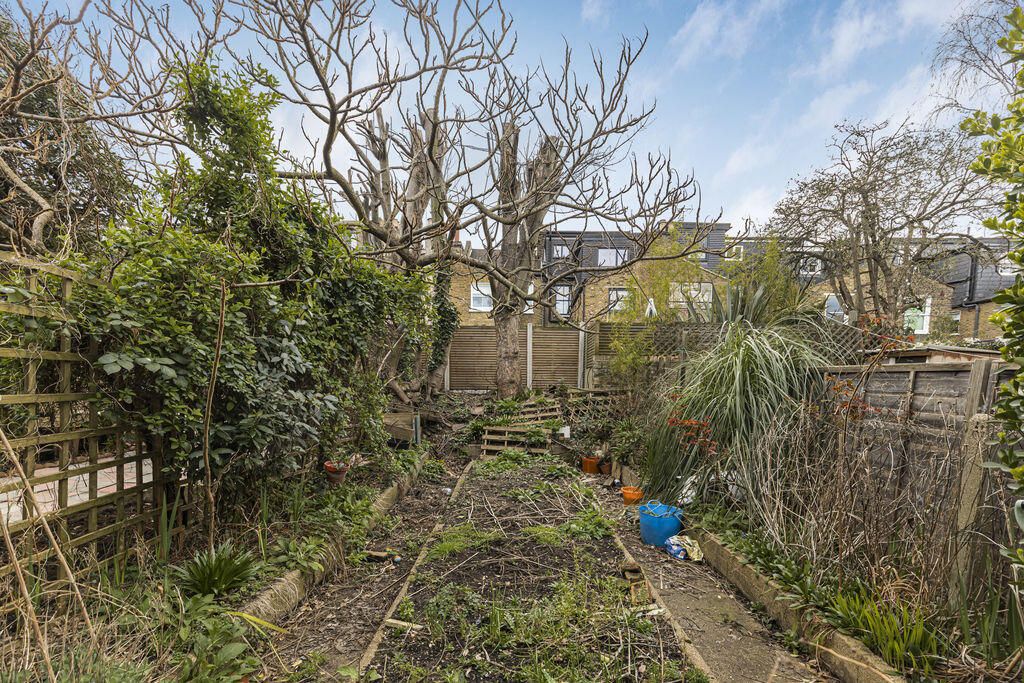 Look Property tweet media