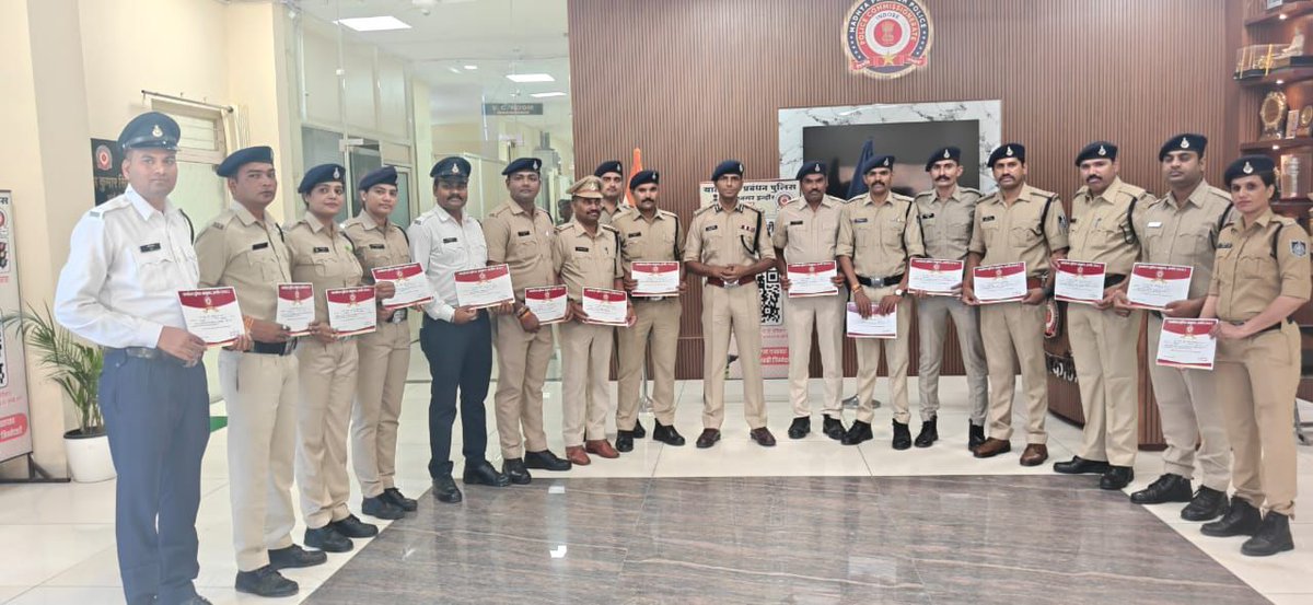 Commissioner of Police,Indore tweet media