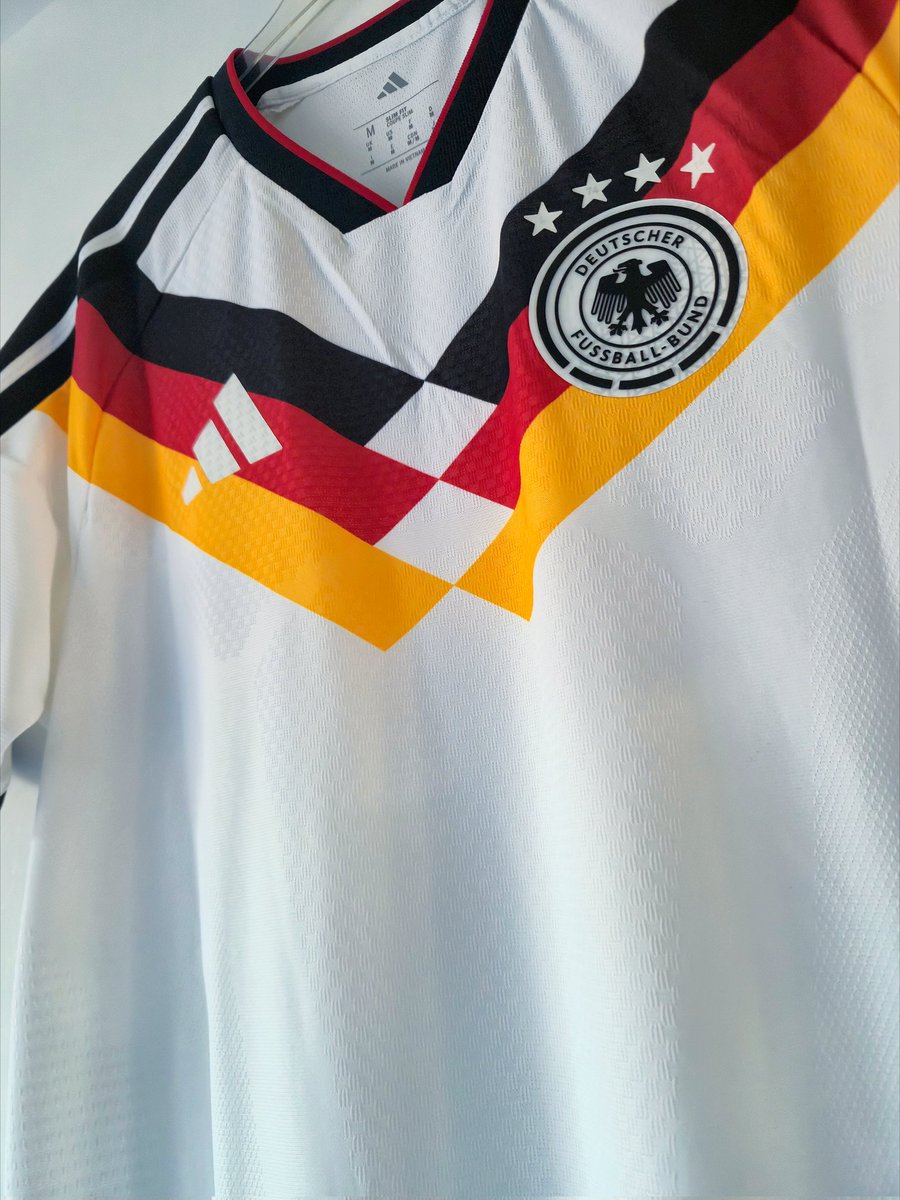 Mike Keay - Footie Shirtz tweet media