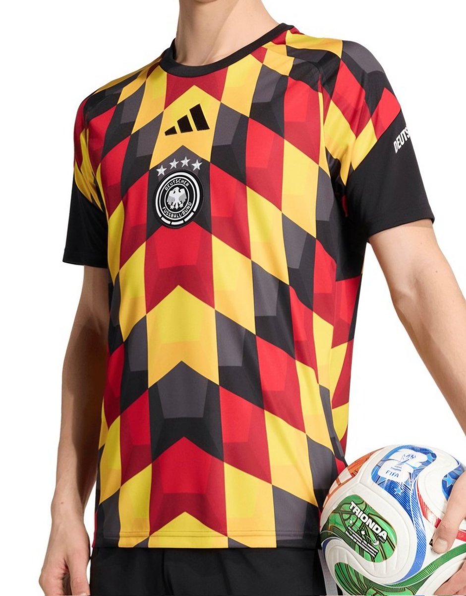 Mike Keay - Footie Shirtz tweet media