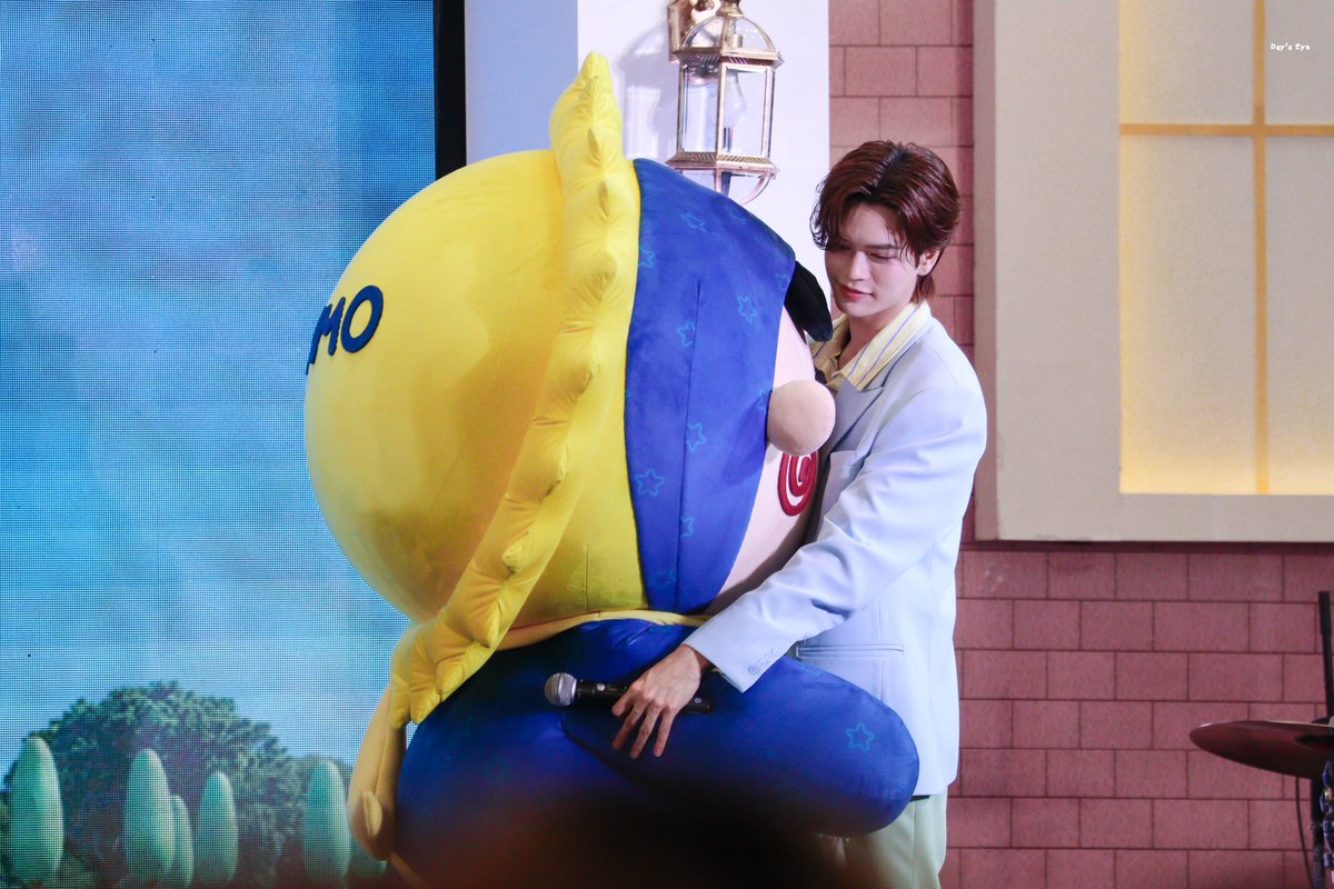 𝘿𝙖𝙮’𝙨 𝙀𝙮𝙚 💫 tweet media