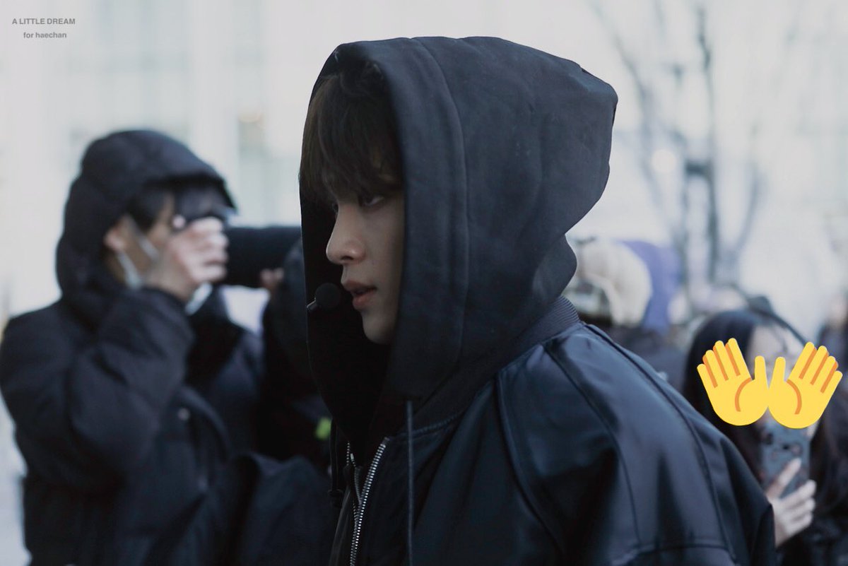 공팔일오 tweet media