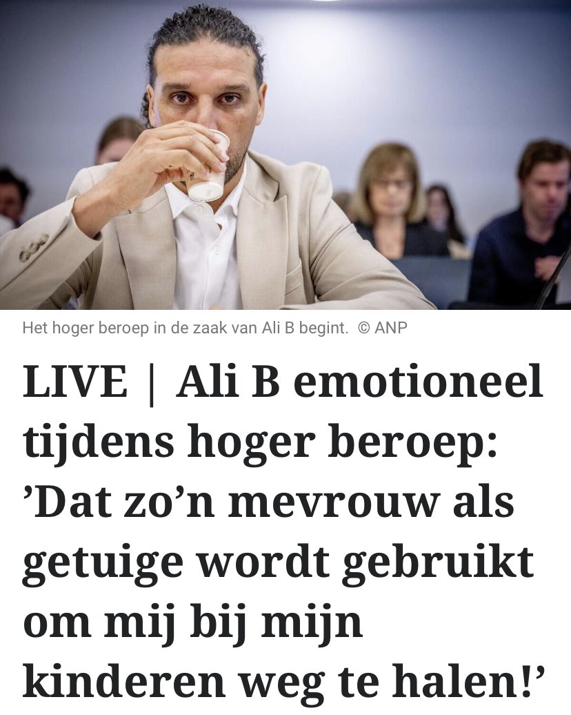 Amicacritica's tweet photo. Wie heeft wie gebruikt?
Dat is de hamvraag in deze procedure. Misschien is het verstandiger om een toontje lager te zingen, heer AB!
#ali_b https://t.co/LUmFY9qoYC