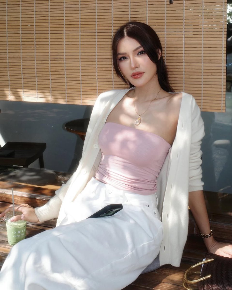 P ☁️ tweet media