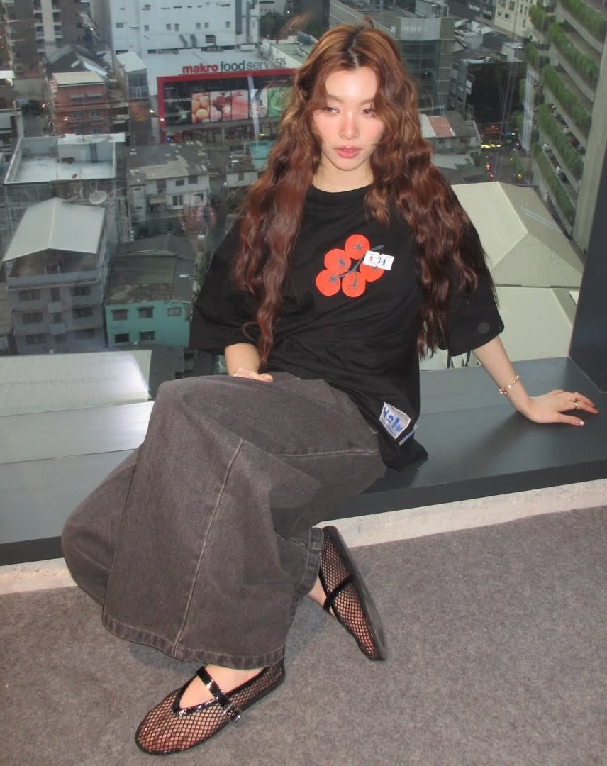 5시태고향 tweet media