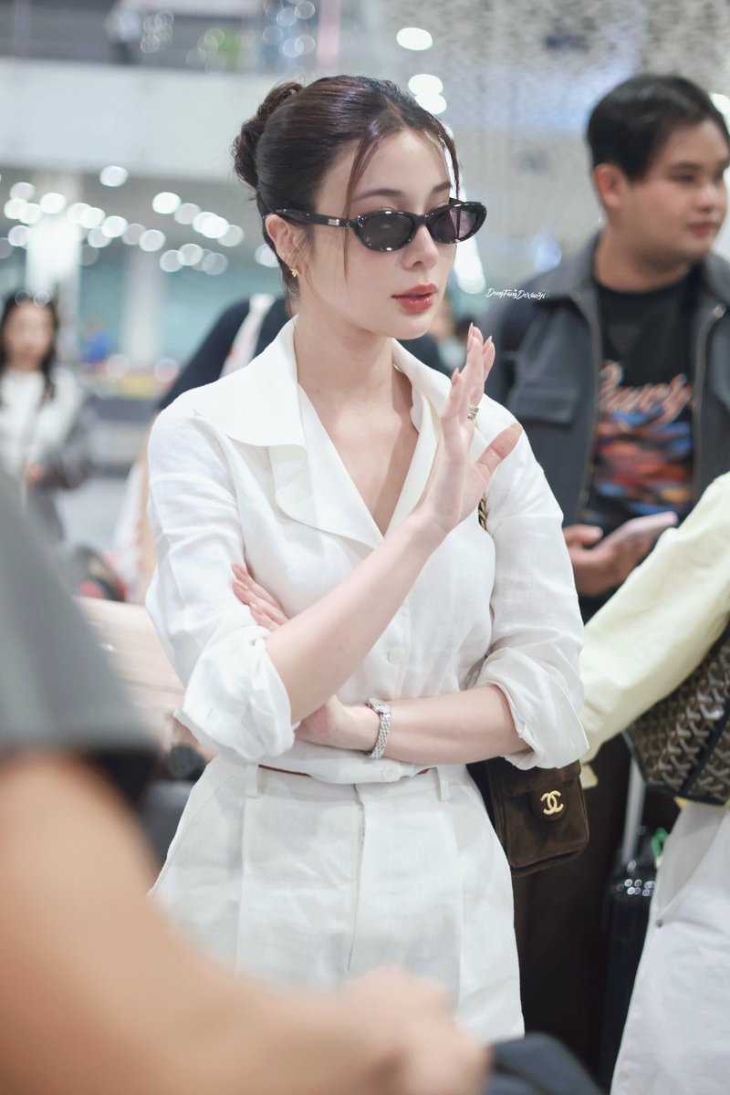 DongFangDeXiaoYi tweet media