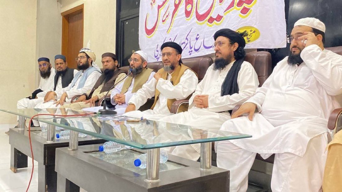 2سال سے غزه میں اہلسنت شهید ہوتے رہیں انہوں نے کھبی پرس کانفرنس نہیں کی
اب جب اسرائیل اور امریکہ کی ٹھکائی ہورہی ہیں تو انکو یاد آیا ❤️
منافقت🖐️