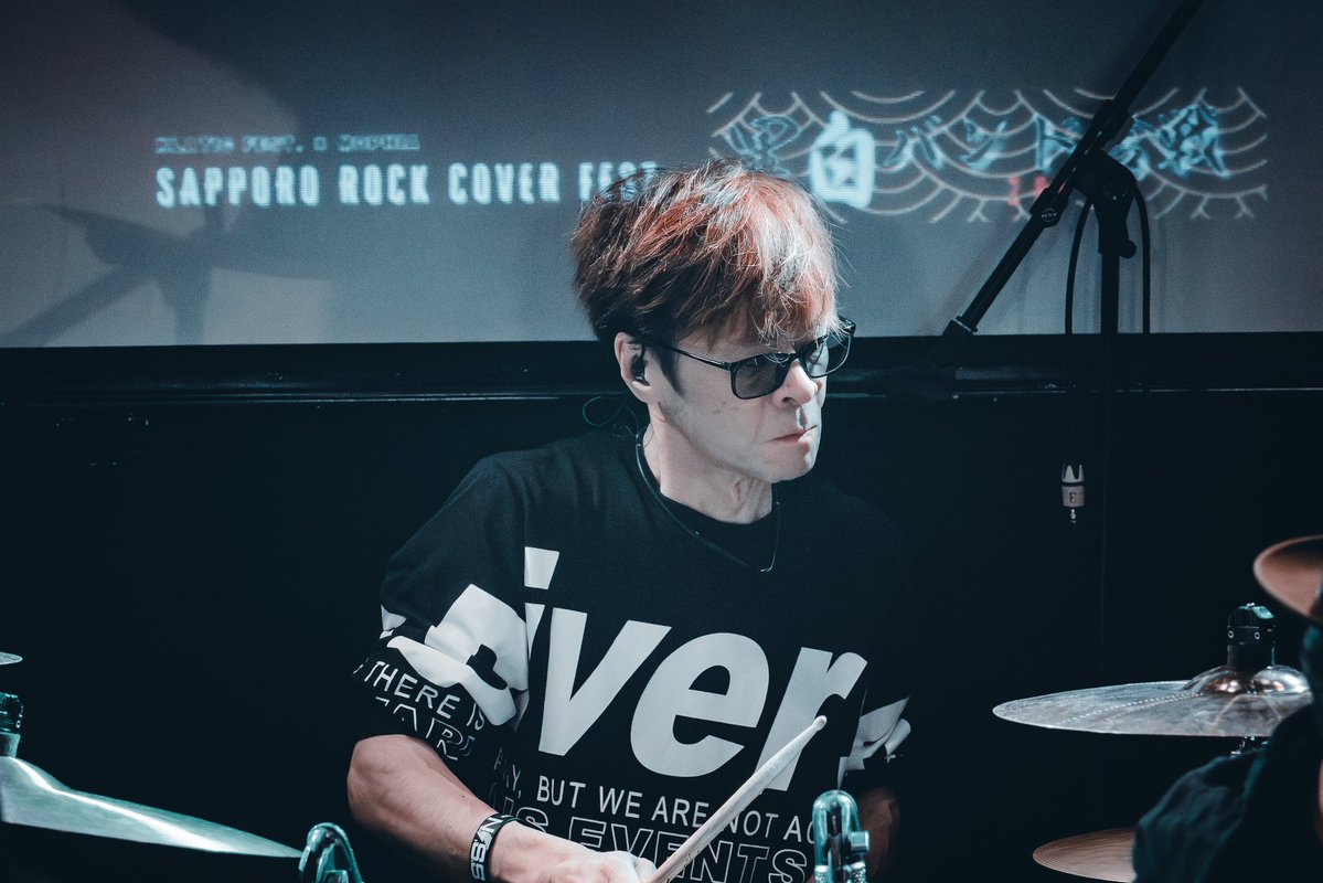 ᵘᵏᵃ tweet media