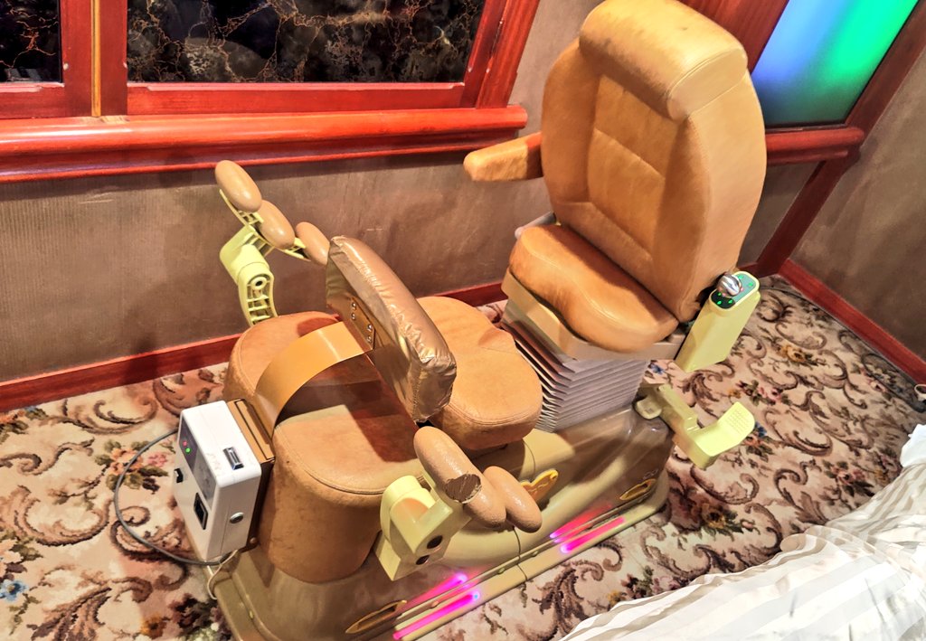 ⁴⁴鵺  tweet media