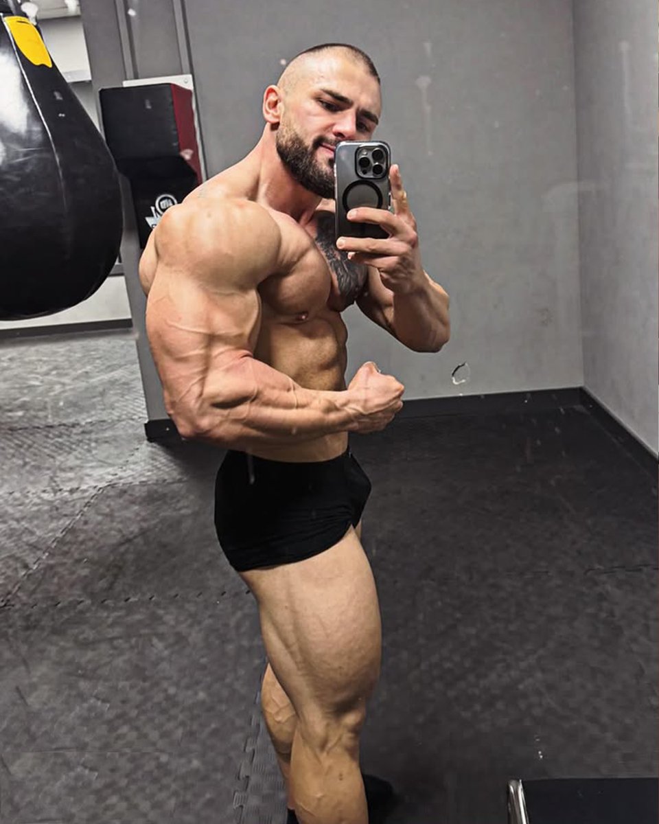 BG ALPHAS 🇧🇬 tweet media