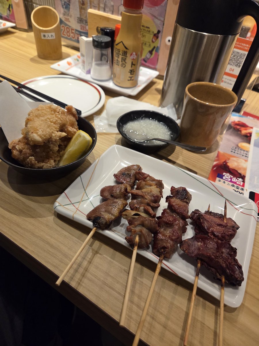 BOSSloyd12's tweet photo. めっちゃ飲まさる！ https://t.co/YcqhTsyBXi