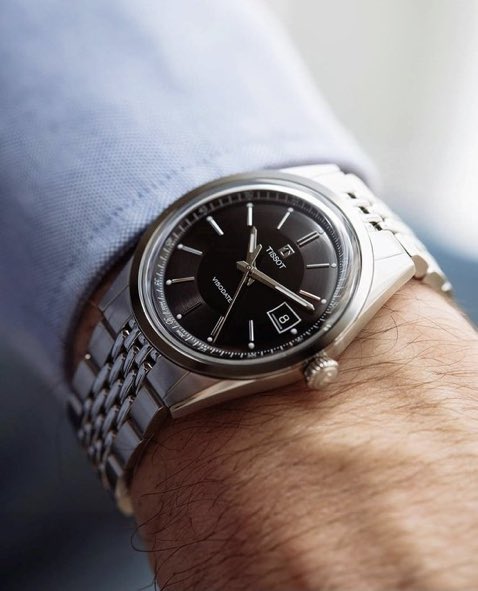 TheSlowTickCollector tweet media