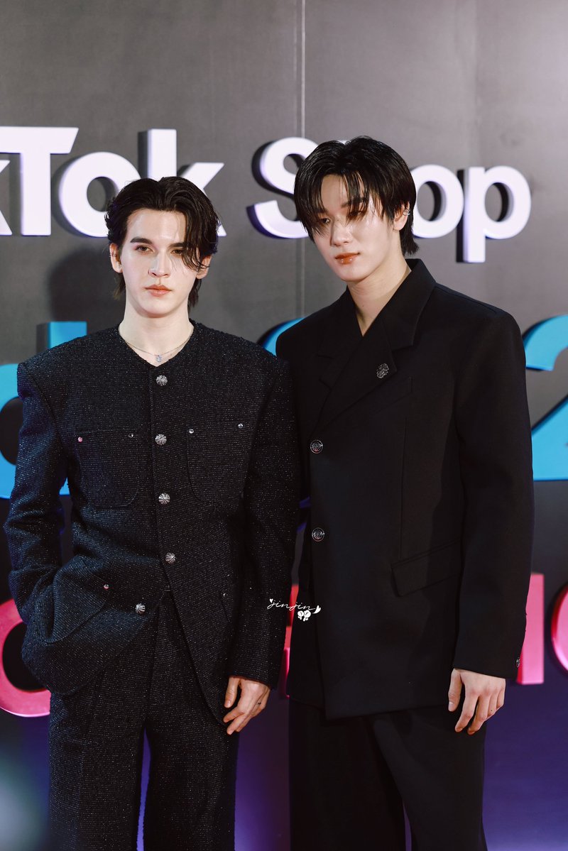 ❤jinjin❤ tweet media