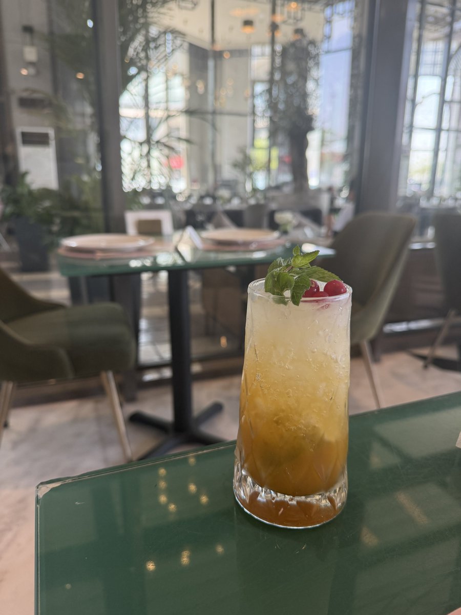 𝐿𝑒𝑛𝑎 ⭑ tweet media