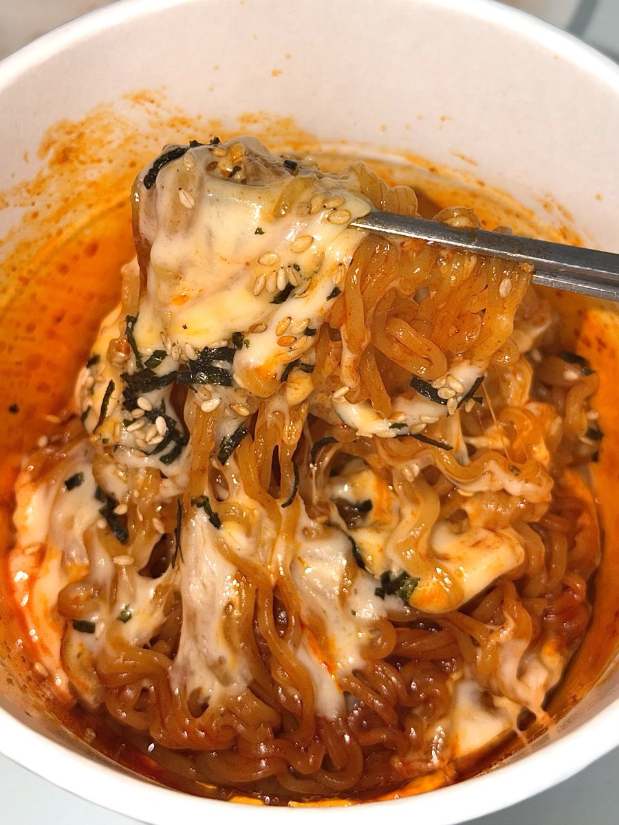 침고임 tweet media