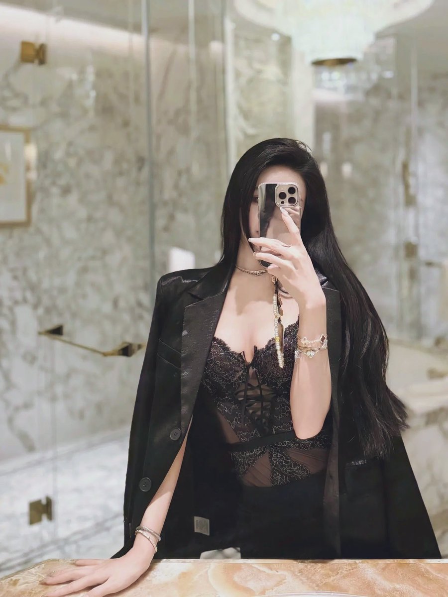 New moon tweet media