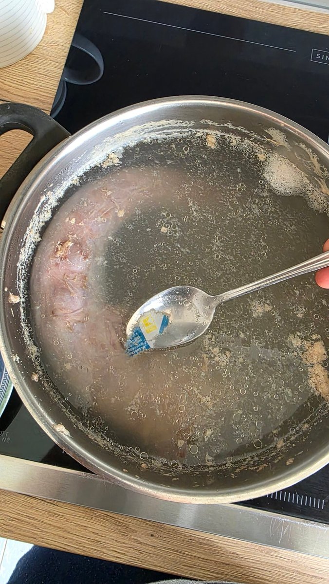 𝓒𝓱𝔂𝓽𝓻𝔂́ 𝓜𝓲𝓻𝓮𝓴 🧐 tweet media