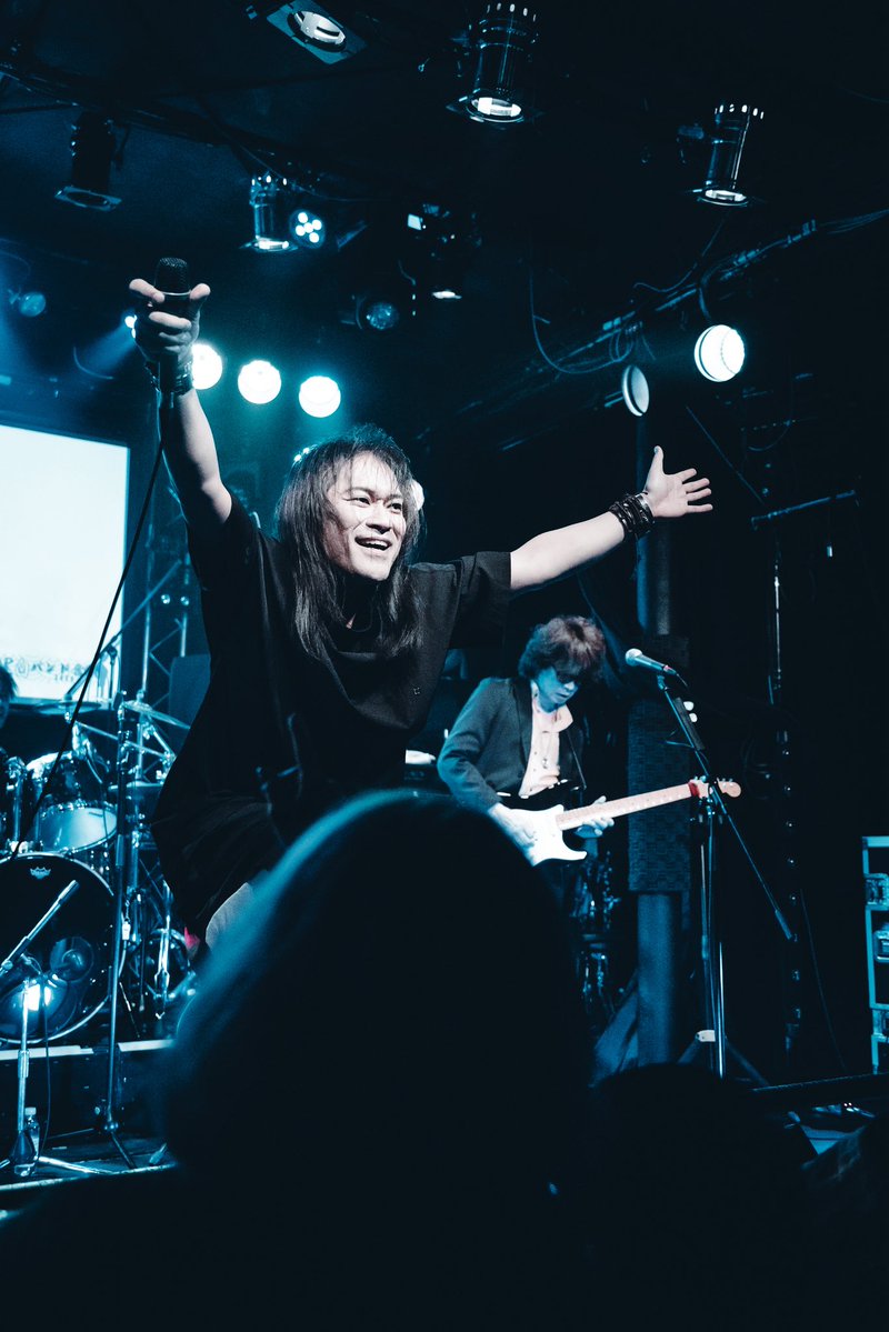 ᵘᵏᵃ tweet media