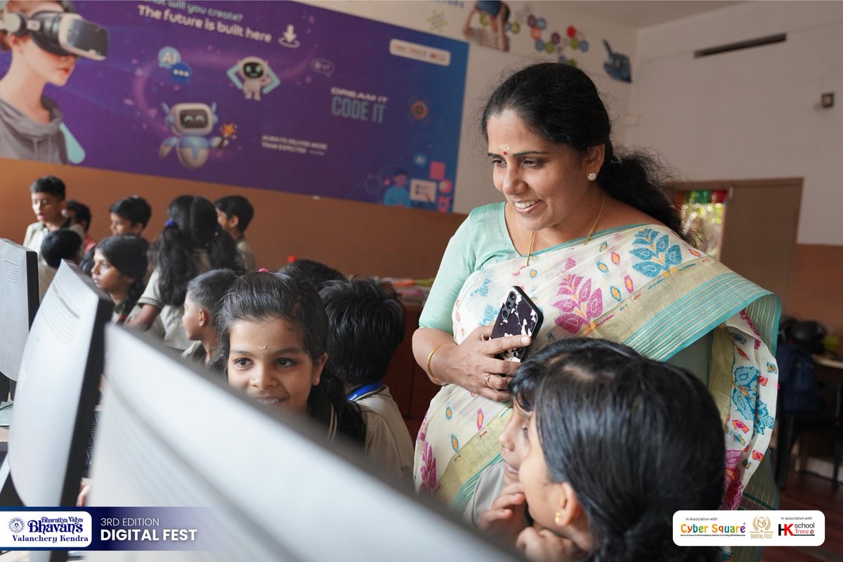 Cyber Square - AI & Robotics for Schools tweet media