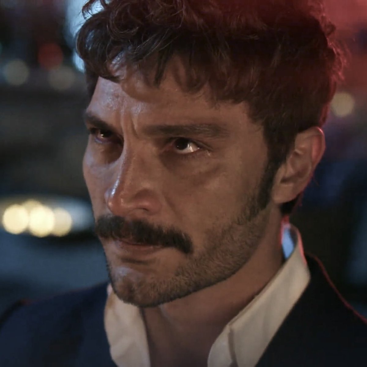 𓇢𓆸 tweet media