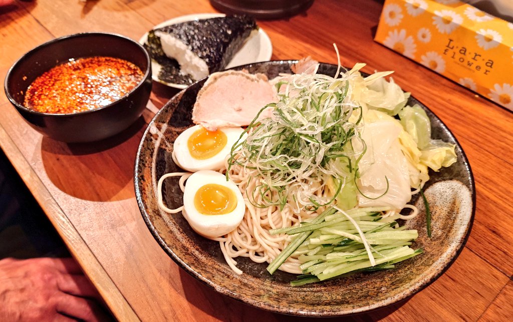 Seiuchi885 tweet media