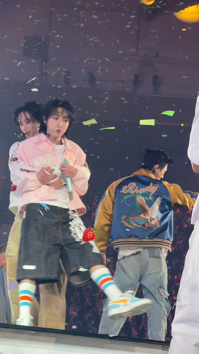 ON || NCT MENFESS tweet media