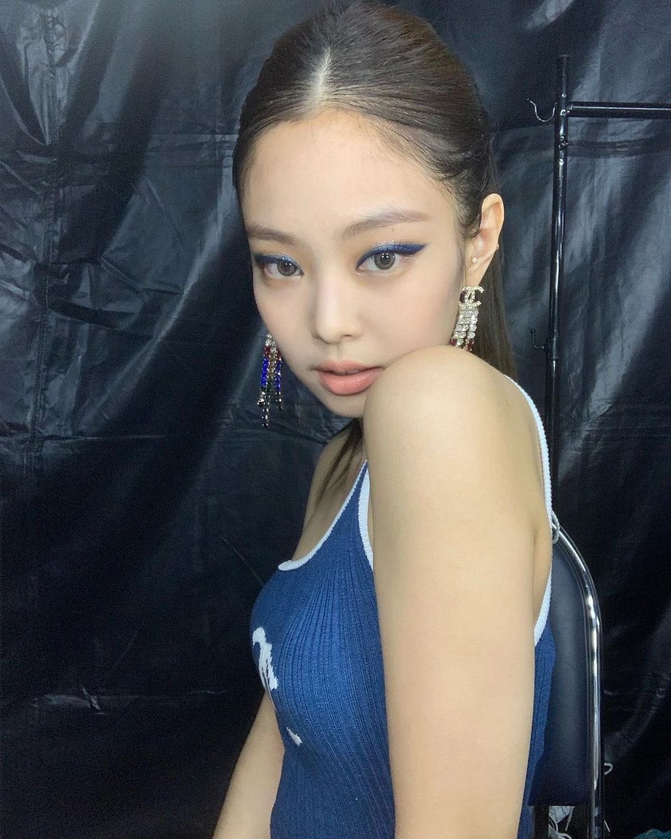 shbmn 🧛♀️ tweet media