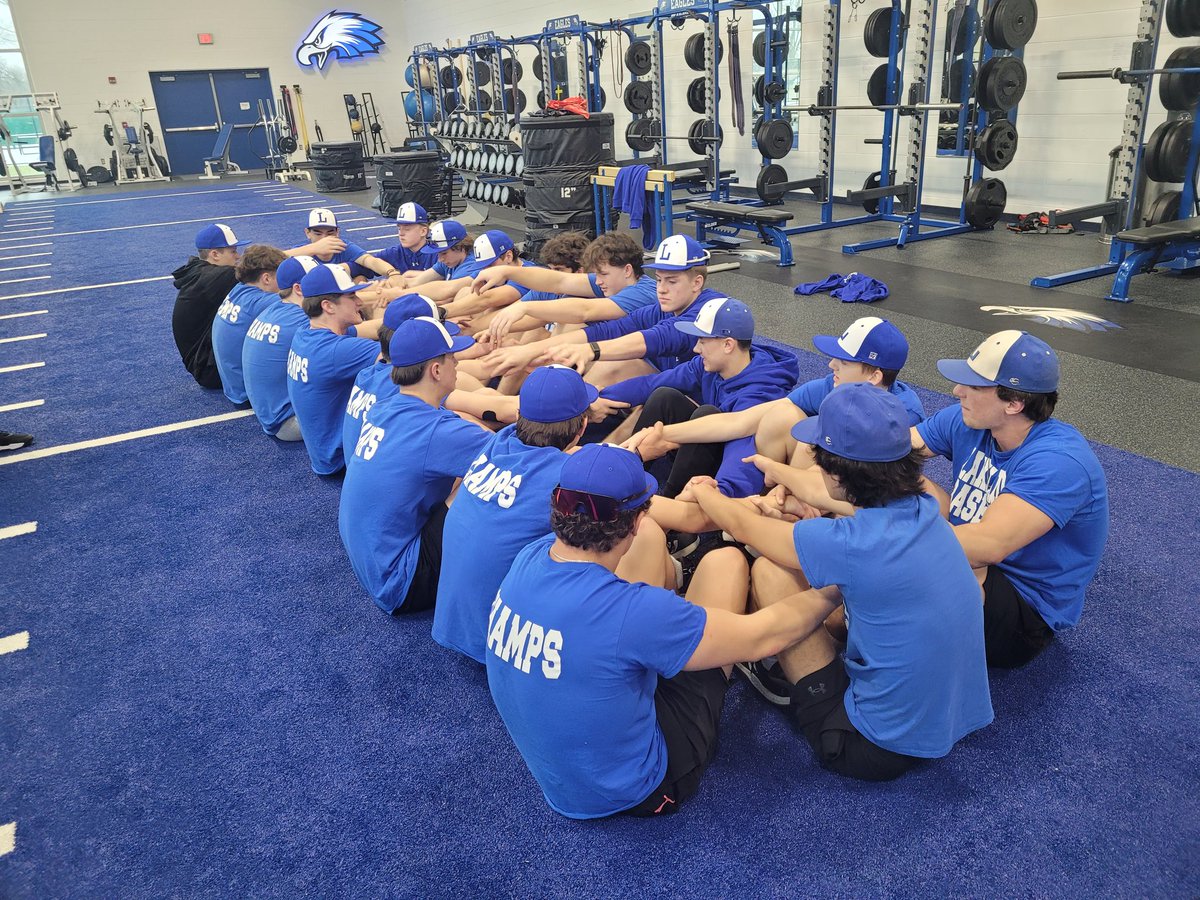 ateacherbell's tweet photo. Opening Day for Lakeland Baseball! One of my favorite days of the year! Ready to roll with these boys! https://t.co/5kC3MktkGQ