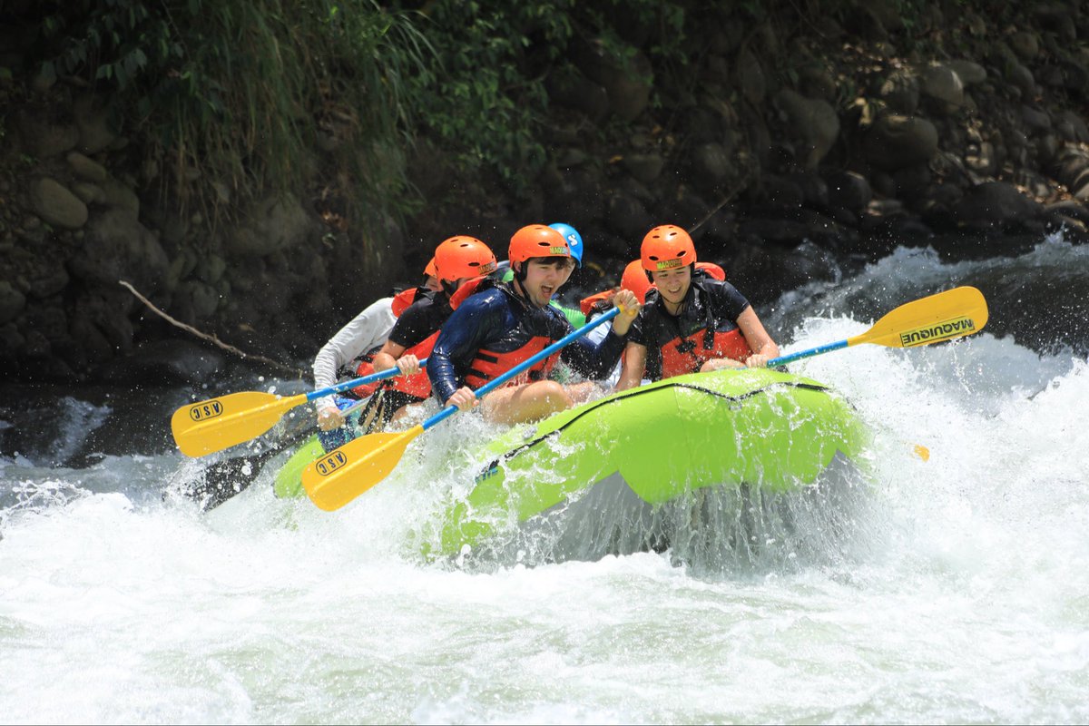 iamTomCannon's tweet photo. White Water Rafting with my crew in beautiful Costa Rica https://t.co/RpvlJDYsLU