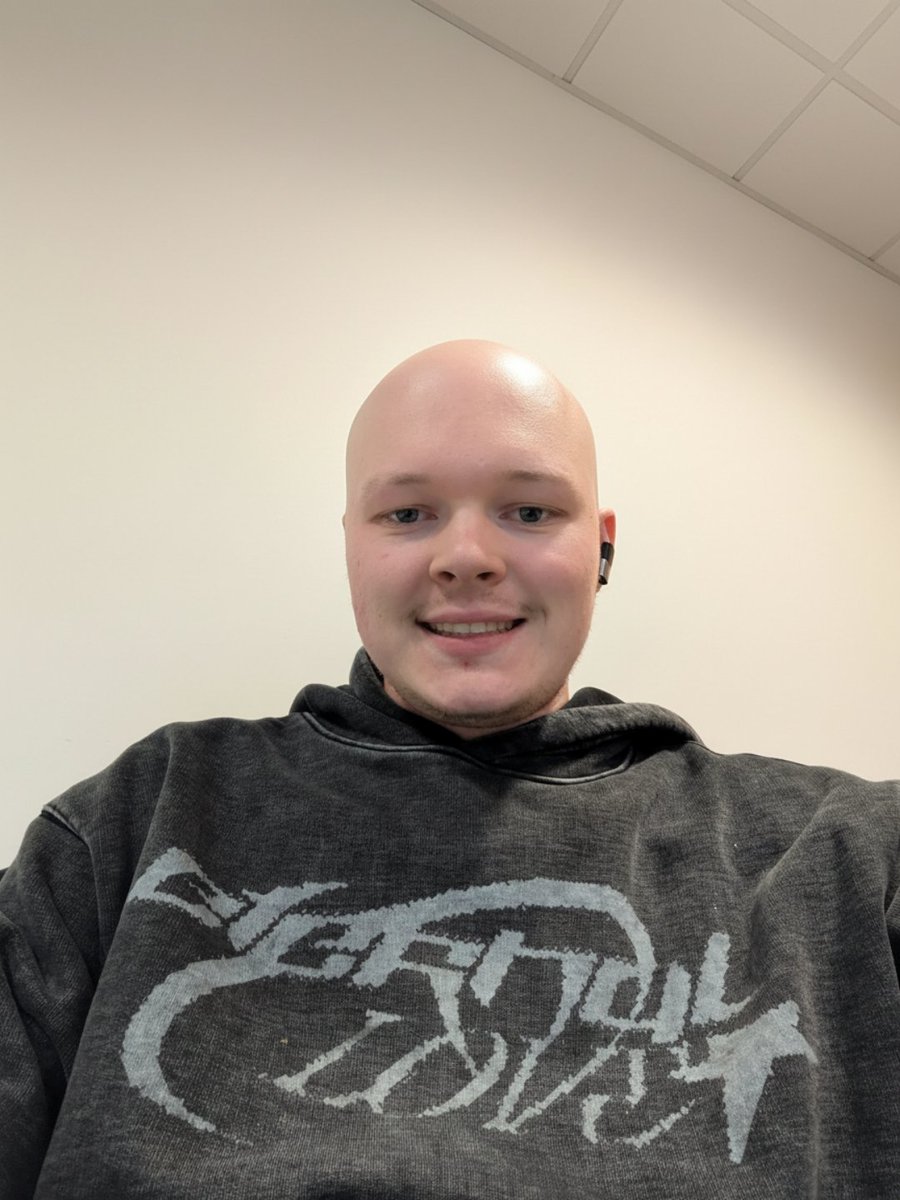 Luke 🔜 Dancer. tweet media