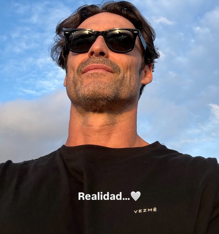 Buenos días desde #Tenerife Nuestro <a href="/ivansanchezz_/">Iván Sánchez</a> 😎💙🤳🏻☀️