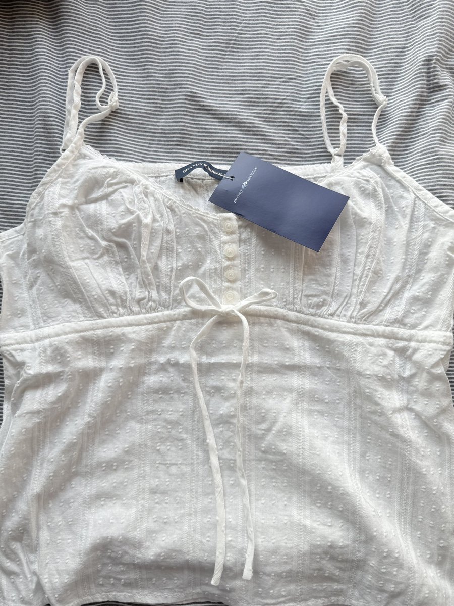 sweetlyselect's tweet photo. [พร้อมส่ง] Brandy Melville ♥️
ของใหม่แท้จากช็อป 100% ค่ะ
ปาดไหล่ elena plaid top 950฿ ส่งฟรี
สายเดี่ยว tiffany 850฿ ส่งฟรี

สนใจตัวไหน DM มาได้เลยค่ะ <3

#brandymelvilleth #brandymelvillethailand #brandyพร้อมส่ง #brandymelvilleพร้อมส่ง #รับหิ้วbrandy #สวีทลี่พร้อมส่ง https://t.co/nIeY6xG7VD