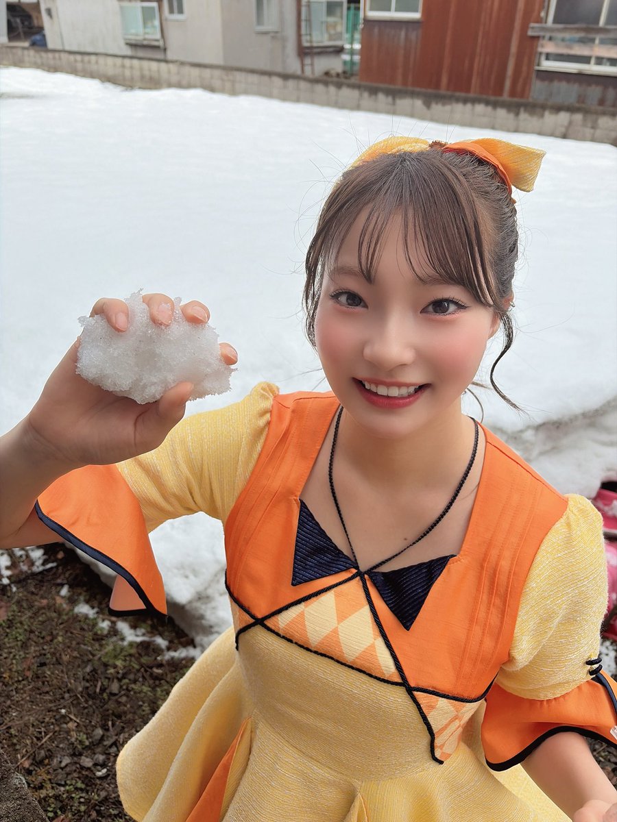 里仲菜月 tweet media