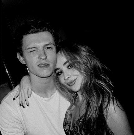 𝒂𝒏𝒈𝒆𝒍𝒅𝒖𝒔𝒕 tweet media