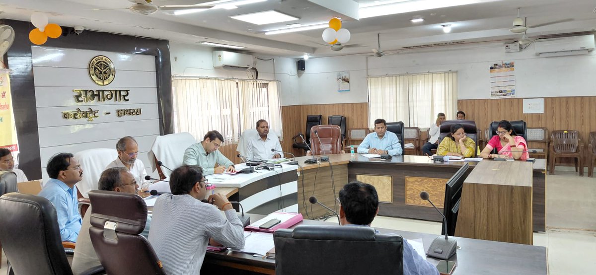 DM Hathras tweet media