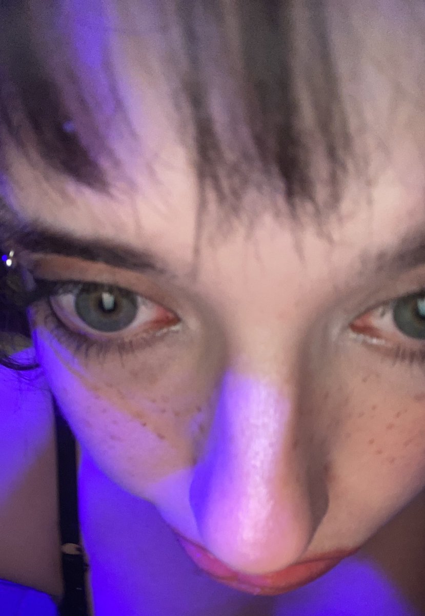 julia-swan!!🕸️ tweet media