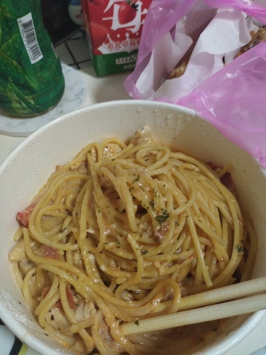 好爽
幹，話說我超久沒上去pubg
怎麼變成那種頁面，幹林娘超難用
想怎🫠🚬 https://t.co/8IHeLHI9h6