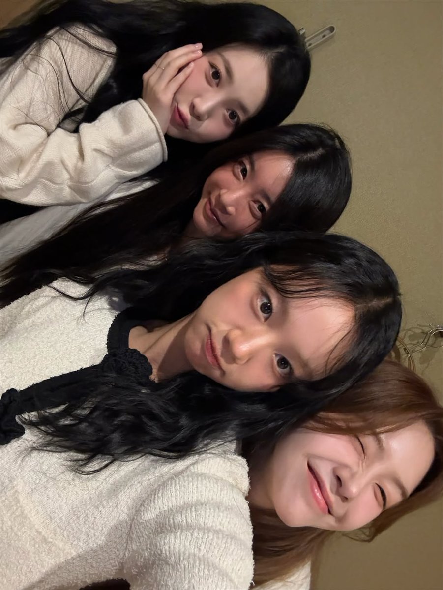 Fuzz 💎 Hyeri tweet media