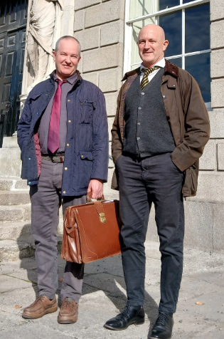 Louise Roseingrave tweet media